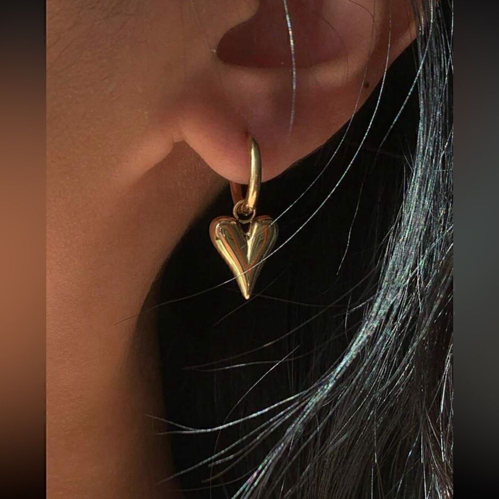 heart hoop earrings #1052